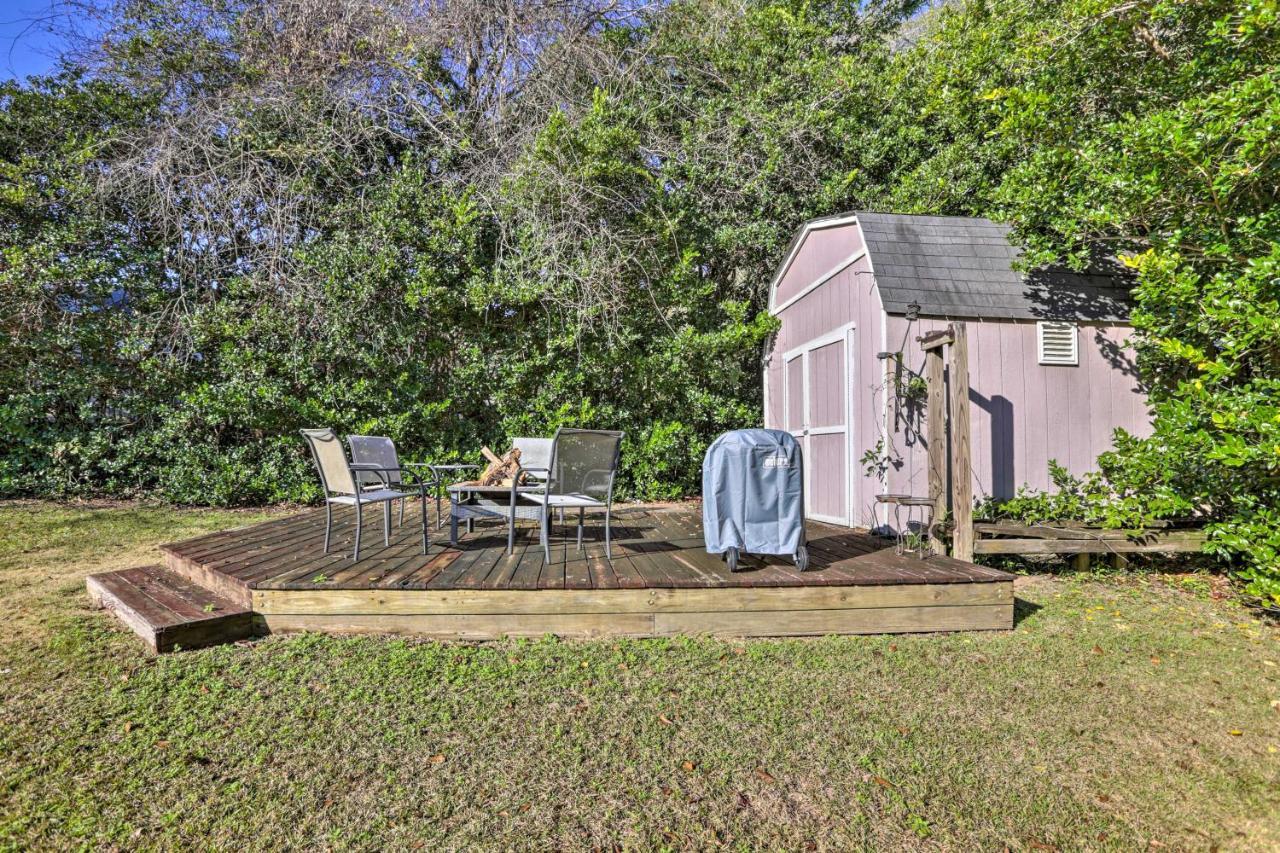 Quiet Dothan House With Fenced Yard And Fire Pit! Exterior photo